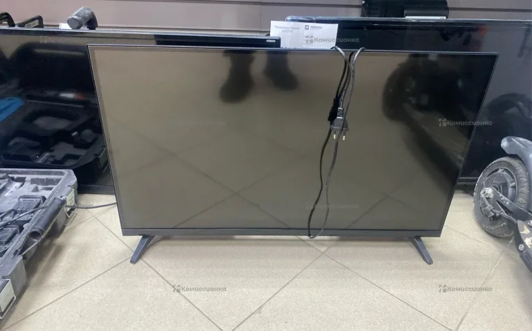 Телевизор start tv 32uq70