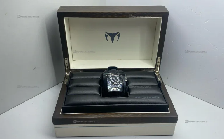 Часы  TechnoMarine HAMMER