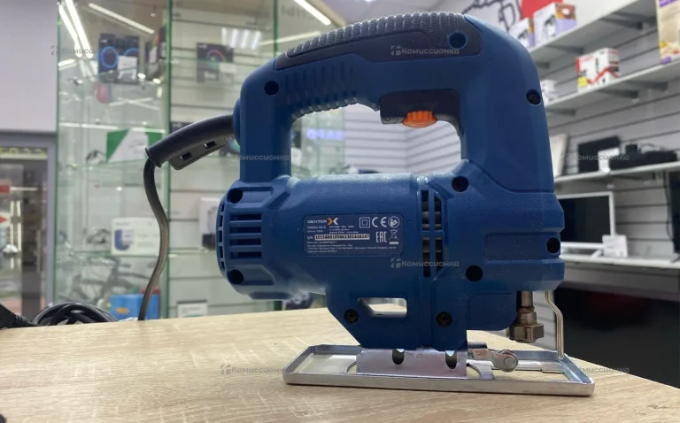 Лобзик Dezter 500J2