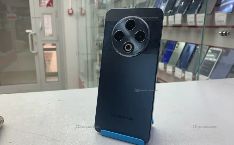 Tecno Spark 30 8/256 ГБ