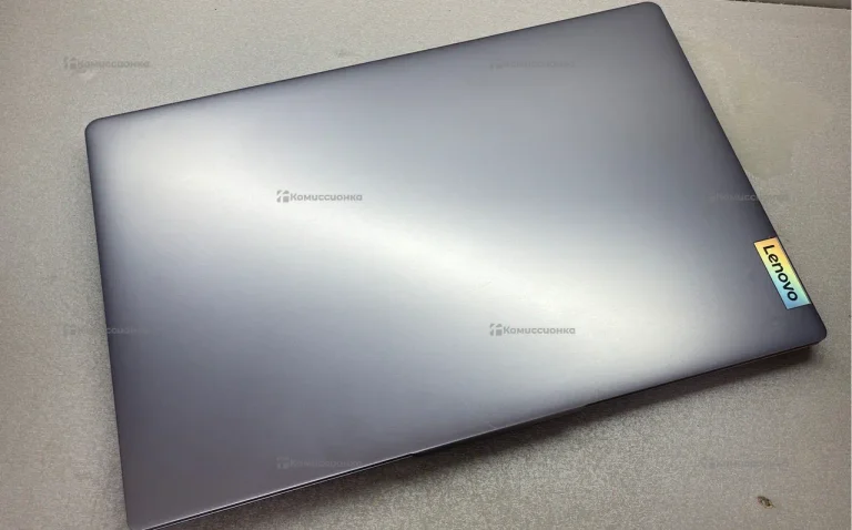 Ноутбук  Lenovo Slim 3