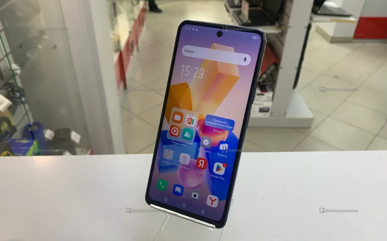 Infinix HOT 40 Pro 8/256 ГБ