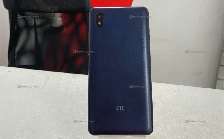 ZTE Blade L210 1/32 ГБ