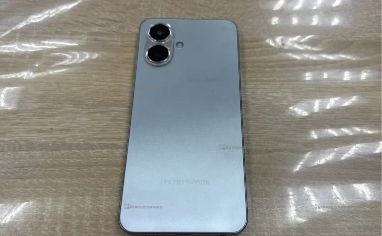 Tecno Spark Go 2 4/128 ГБ
