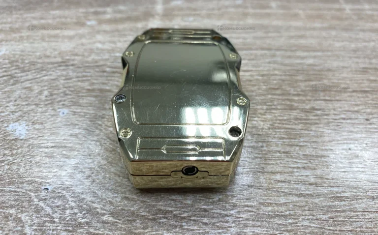 Зажигалка с кварцывоми часами