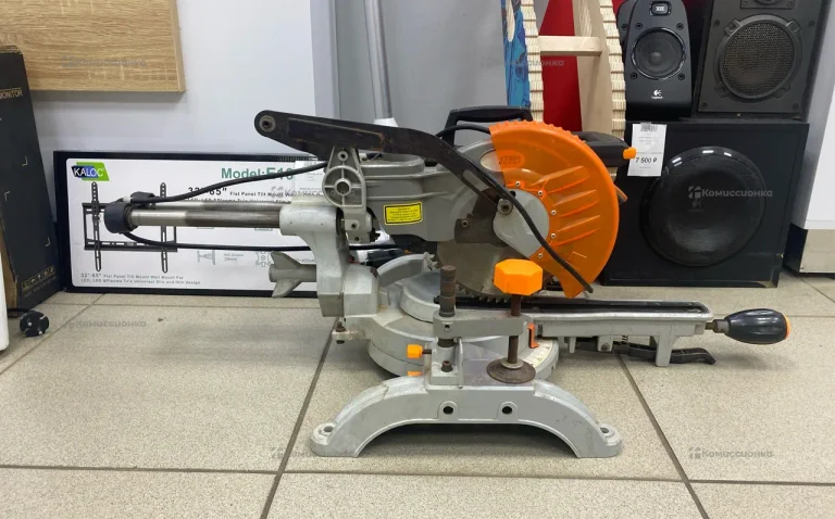 Торцовояная пила Dexter Power M1YL-210C