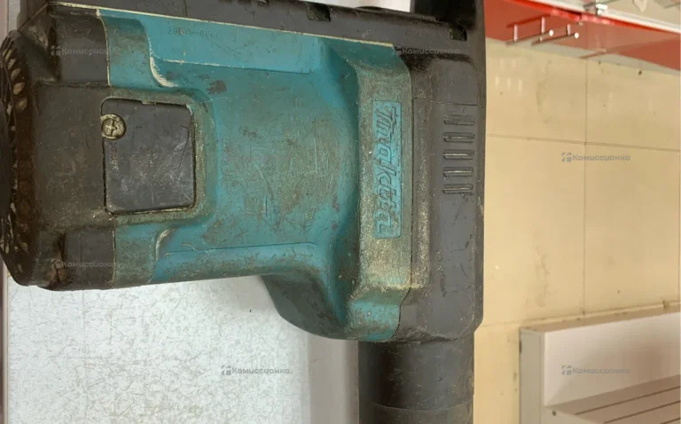 Перфоратор makita HR4500C