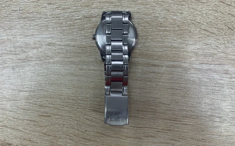 Часы  Casio
