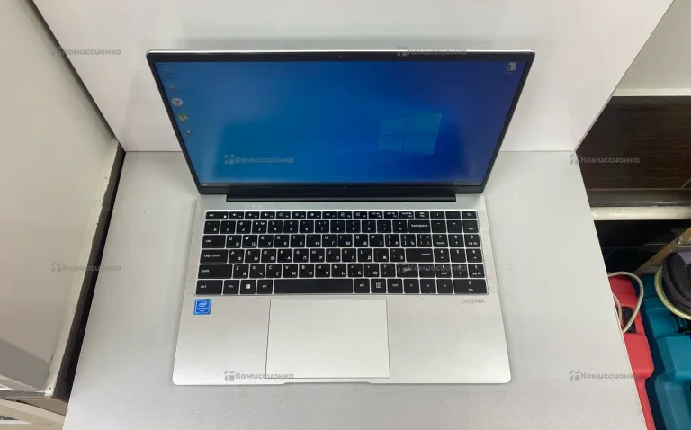 Ноутбук  DELL