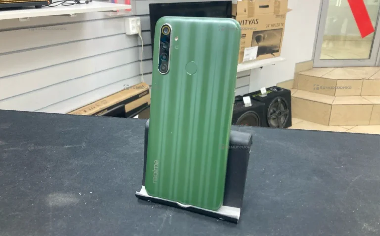 Realme 8i 4/128 ГБ