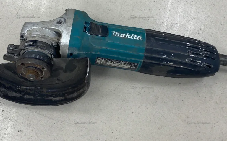 УШМ Makita 125mm GA5030R