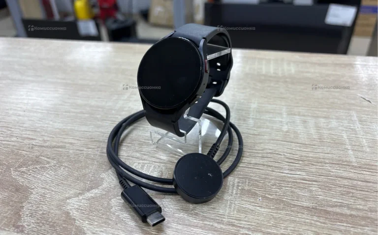 Часы  Samsung galaxy watch 6