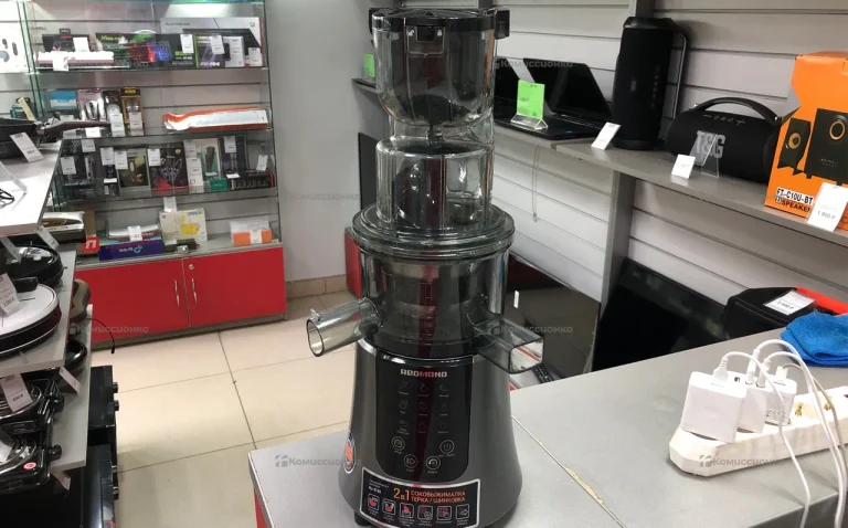 Соковыжималка Redmond RJ912S