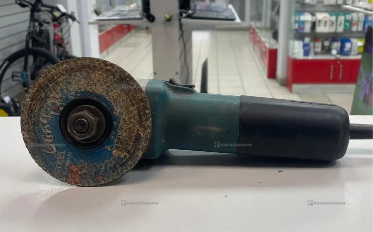 Makita  125 9558