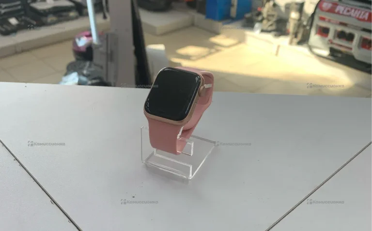 Часы  Apple Watch SE 40mm