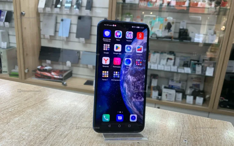 Honor 10i 4/128 ГБ