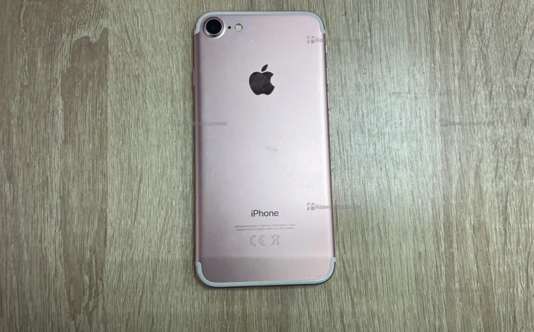Apple iPhone 7 32 ГБ.