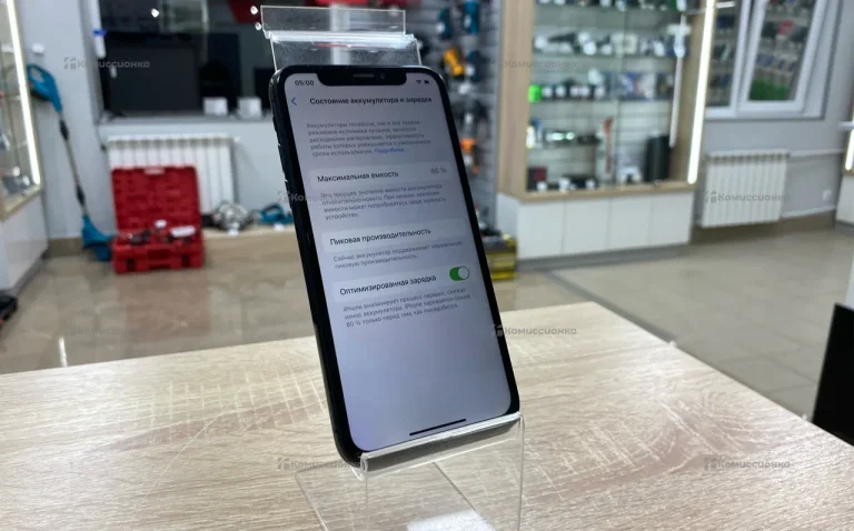 Apple iPhone XS 4/64 ГБ