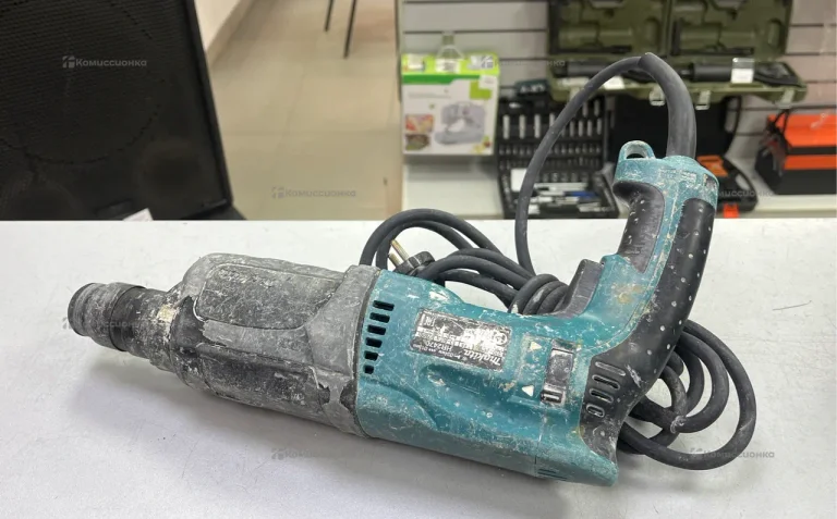 Перфоратор makita HR2470