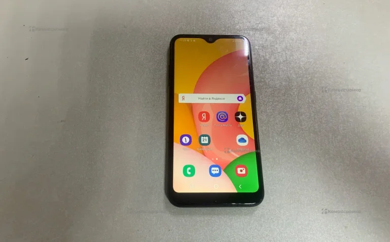 Samsung Galaxy A01 2/16 ГБ