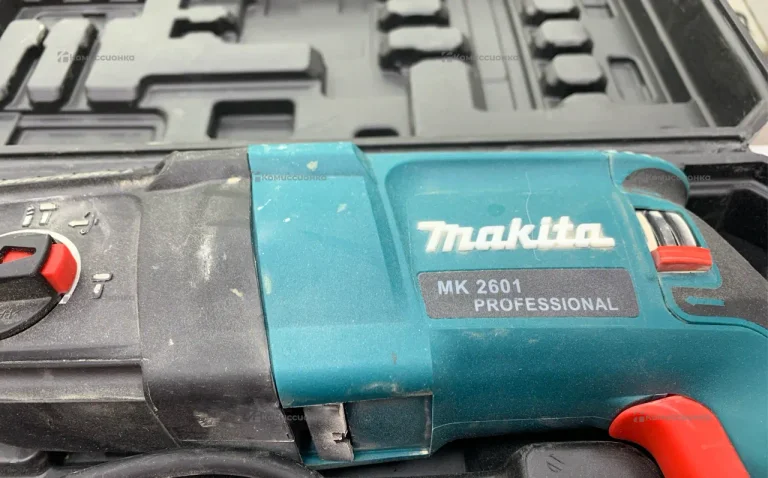 Перфоратор Makita