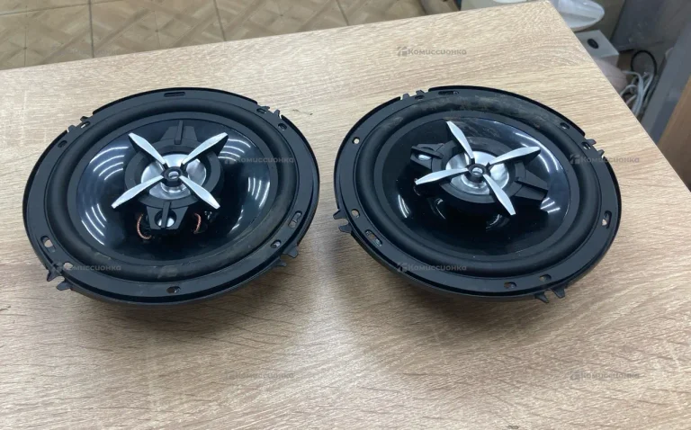 Колонки Kenwood KFC-1656