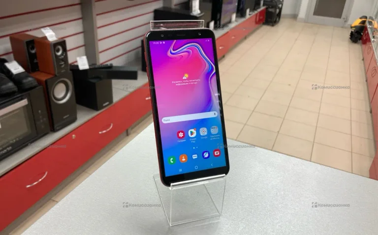 Samsung Galaxy J6+ 3/32 ГБ