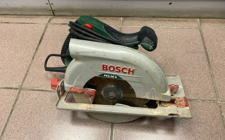 Дисковая пила Bosch PKS 66 A