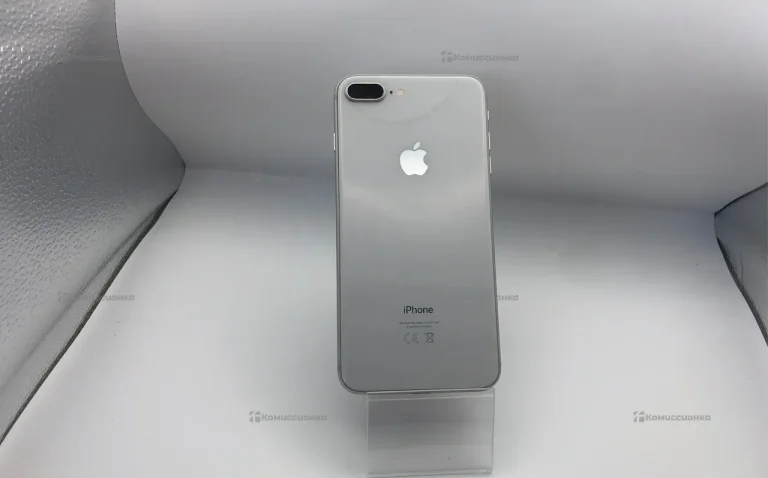 Apple iPhone 8 Plus 3/64 ГБ