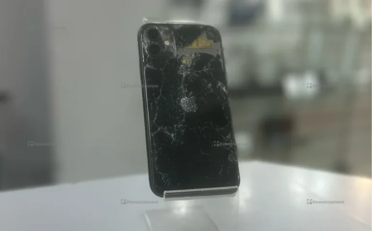 Apple iPhone 11 4/64 ГБ