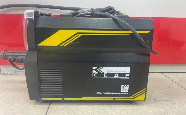 Сварочный аппарат кедр ULTRAMIG 220