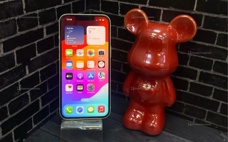 Apple iPhone 13 4/128 ГБ