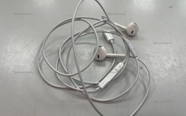 Наушники  Apple EarPods(Lighting)