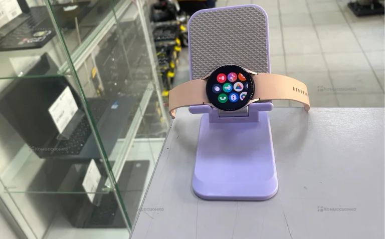 Часы  Samsung galaxy wotch 5