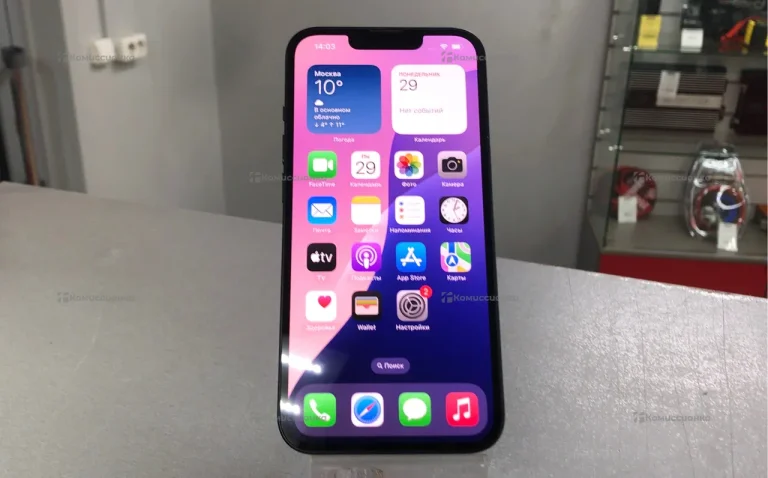 Apple iPhone 13 4/128 ГБ