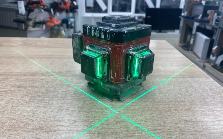 Уровень лазерный Elitech ПЛ 12Л