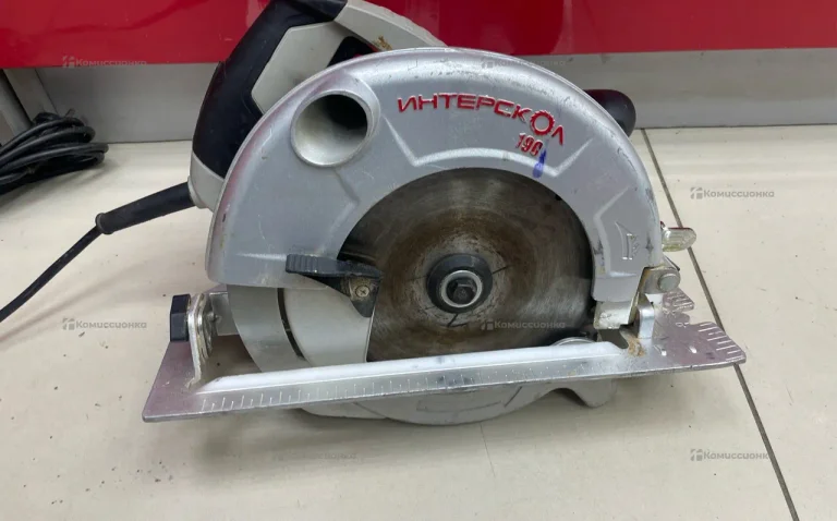 Дисковая пила Интерскол ДП-190/1600М