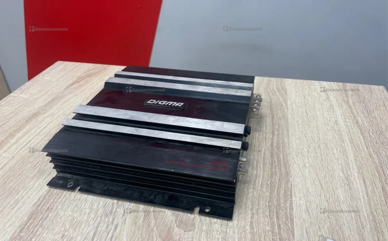 Усилитель  digma DCP-200