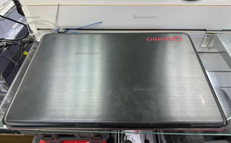 Ноутбук Qosmio X70-B-10T