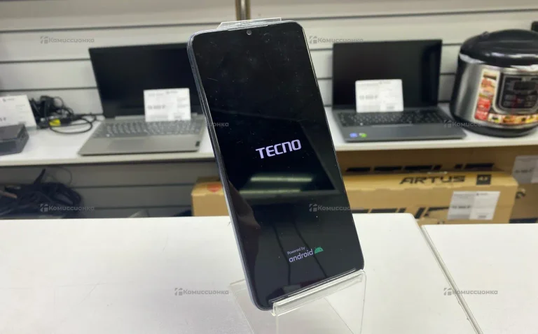 Tecno Spark 10C 4/64 ГБ