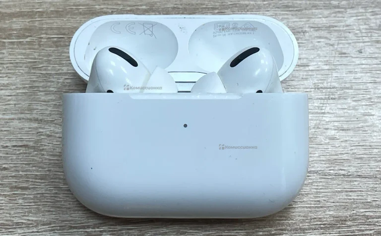 Наушники AirPods Pro