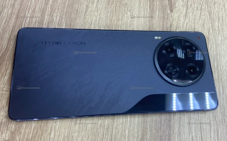 Tecno Camon 30 5G 8/256 ГБ