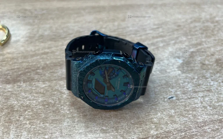 Часы Casio G-Shock GM-2140GEM