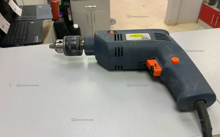 Дрель Komfort SP883