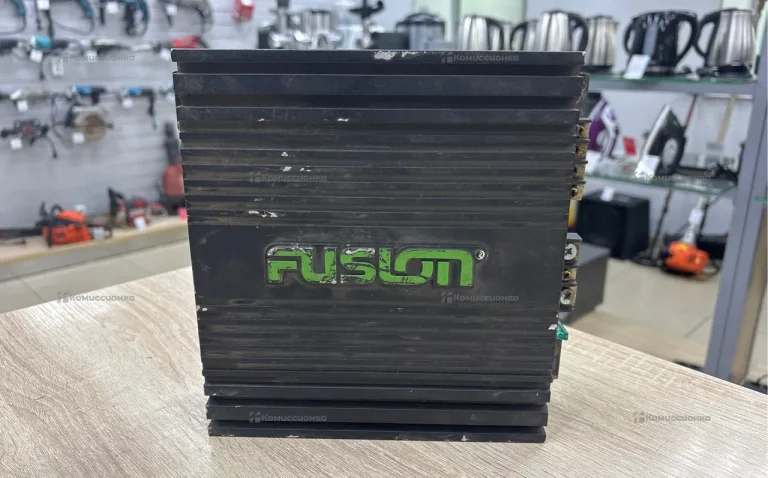 Усилитель  Fusion FP-802