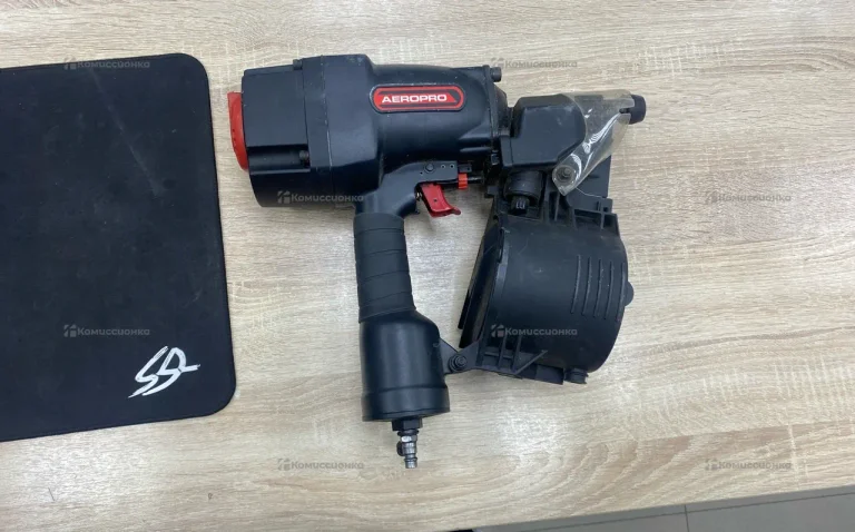 Пневматический забивнойпистолет mcn90