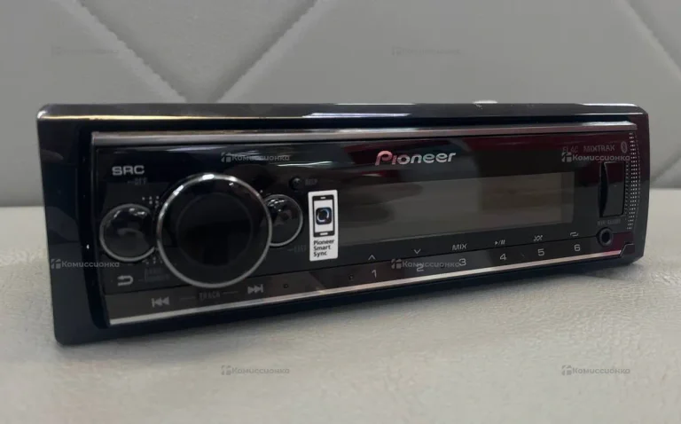 Автомагнитола  pioneer mvh-520bt