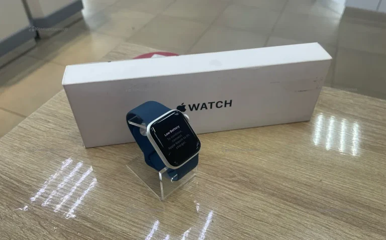 Часы  Apple Watch SE 2