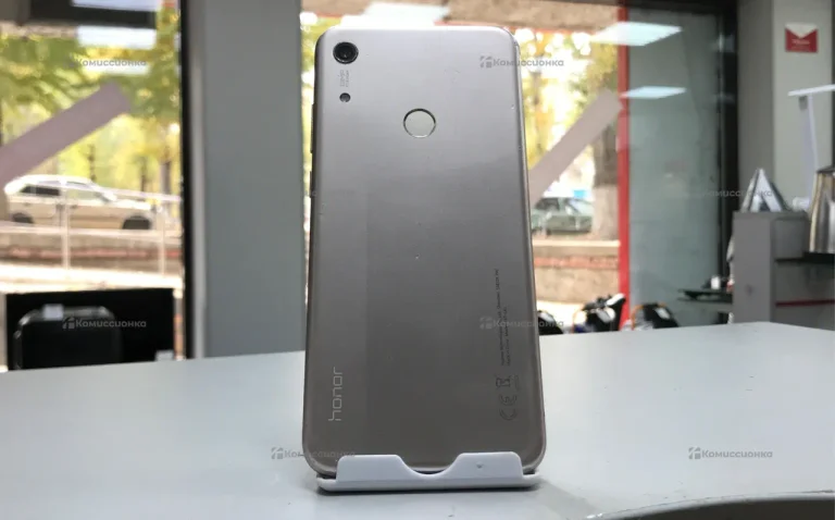 Honor 8A 2/32 ГБ