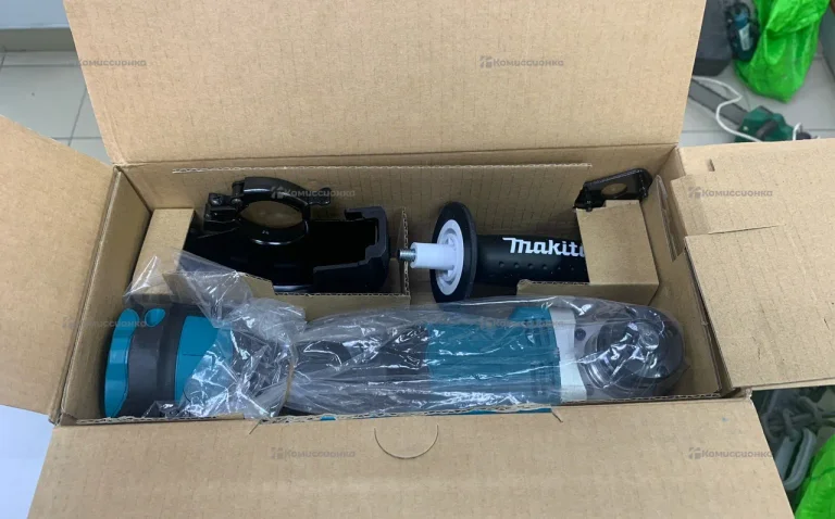 УШМ makita DGA504Z
